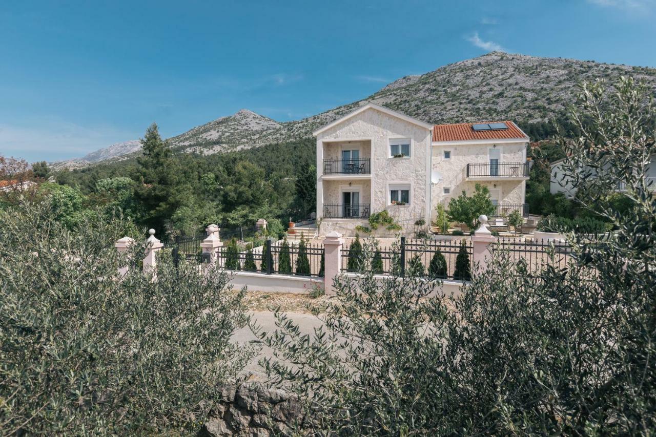 Apartmán Hedon-Stone Starigrad Paklenica Exteriér fotografie