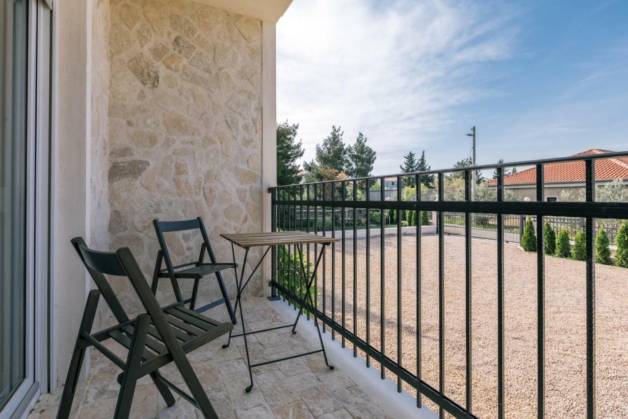 Apartmán Hedon-Stone Starigrad Paklenica Exteriér fotografie
