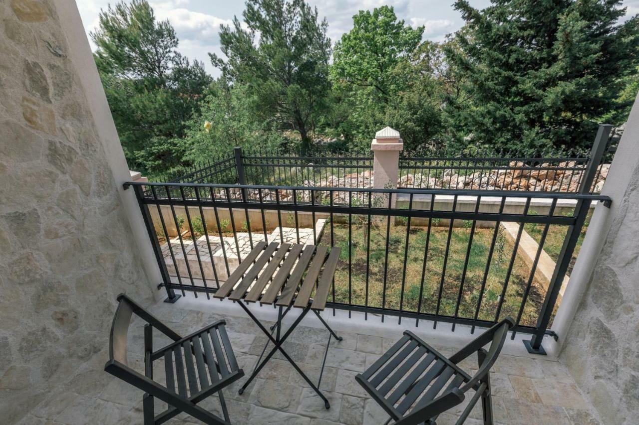 Apartmán Hedon-Stone Starigrad Paklenica Exteriér fotografie