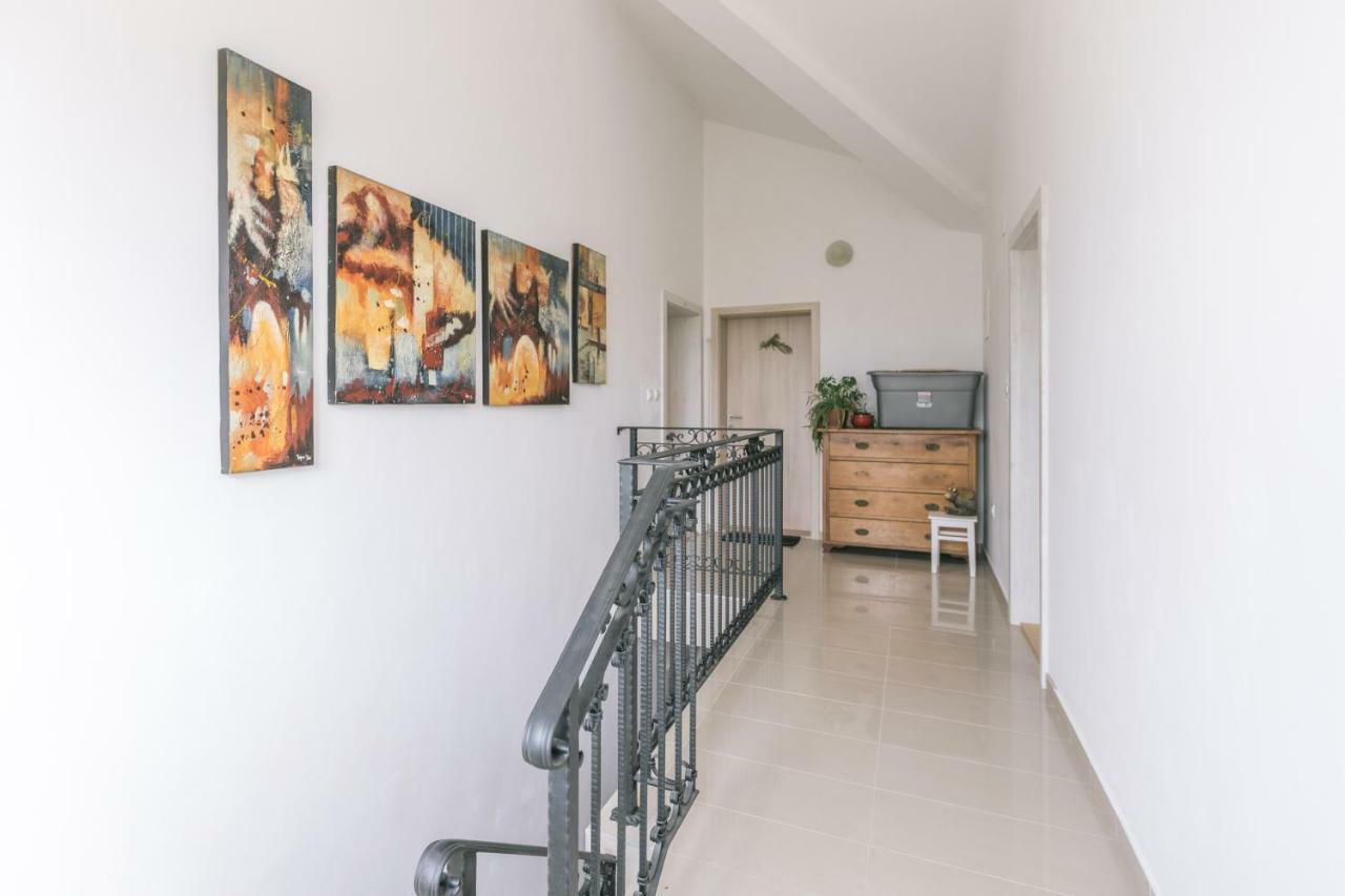 Apartmán Hedon-Stone Starigrad Paklenica Exteriér fotografie